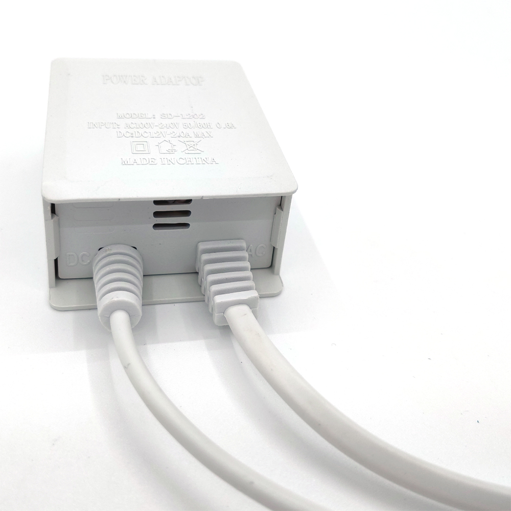 Bianco AC 100-240V Ingresso DC - Ac Outdoor Power recensione e prezzo